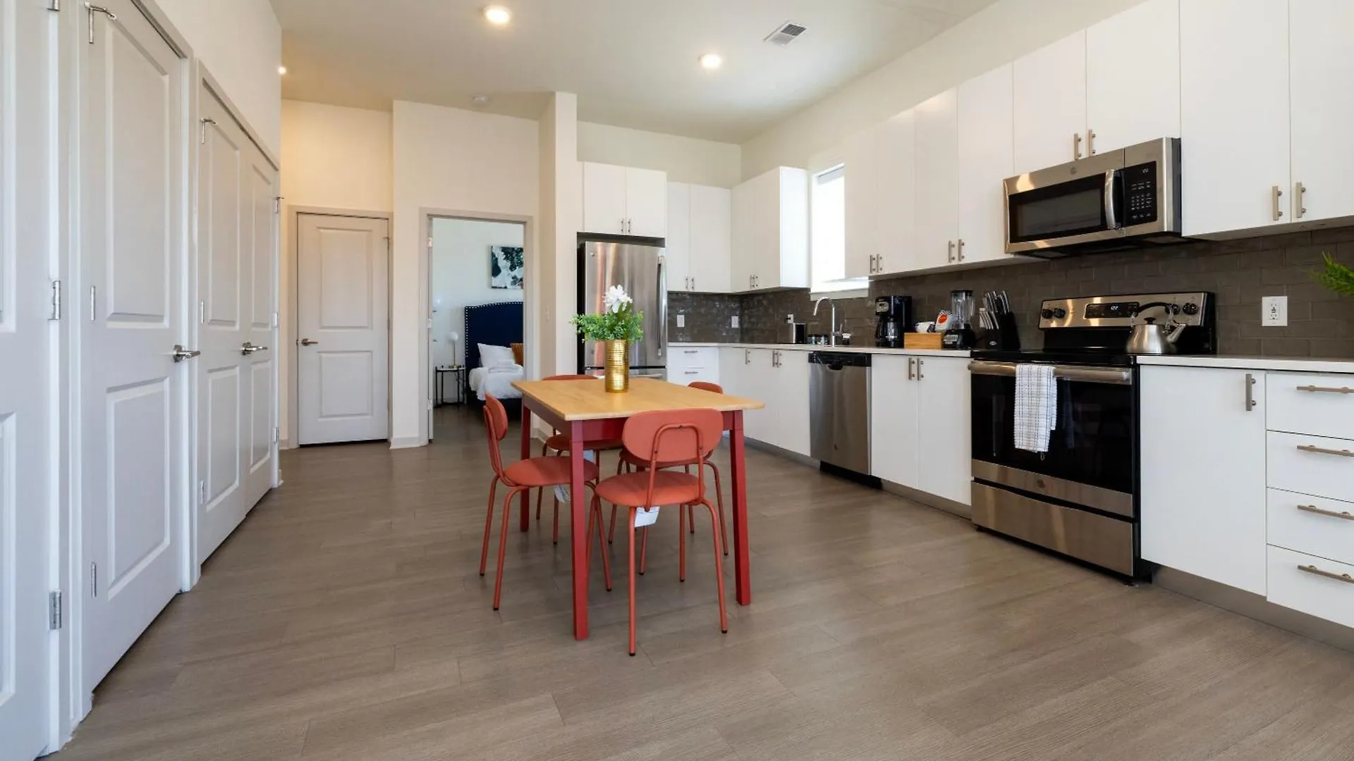 Two Stunning Nulu Cozysuites Louisville Appartamento